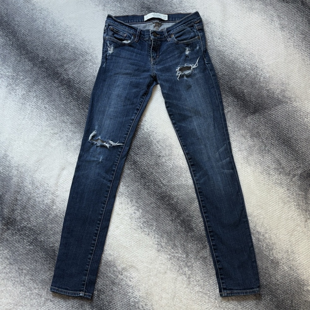 Abercrombie & Fitch Skinny Perfect Stretch Distressed Jeans Sz 2R - Picture 4 of 4